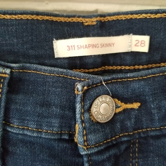Levi's | 311 Shaping Skinny Jeans - Picture 3 of 8